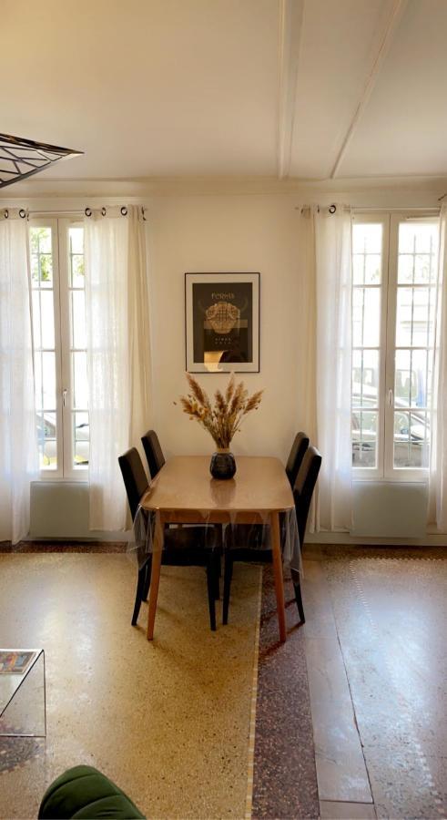 L'Ecrin Des Calquieres Apartment นีมส์ ภายนอก รูปภาพ